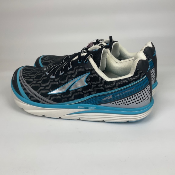 Altra Black and Blue Athletic Shoes - Picture 7 of 14